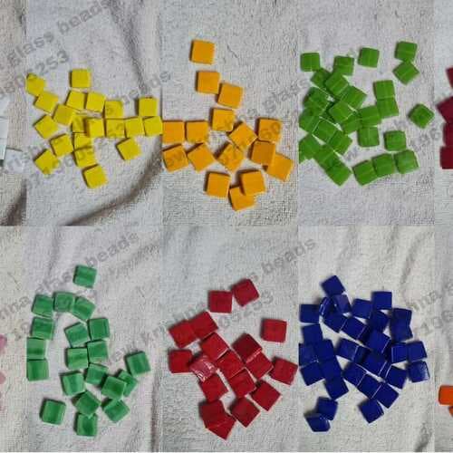 Square glass beads