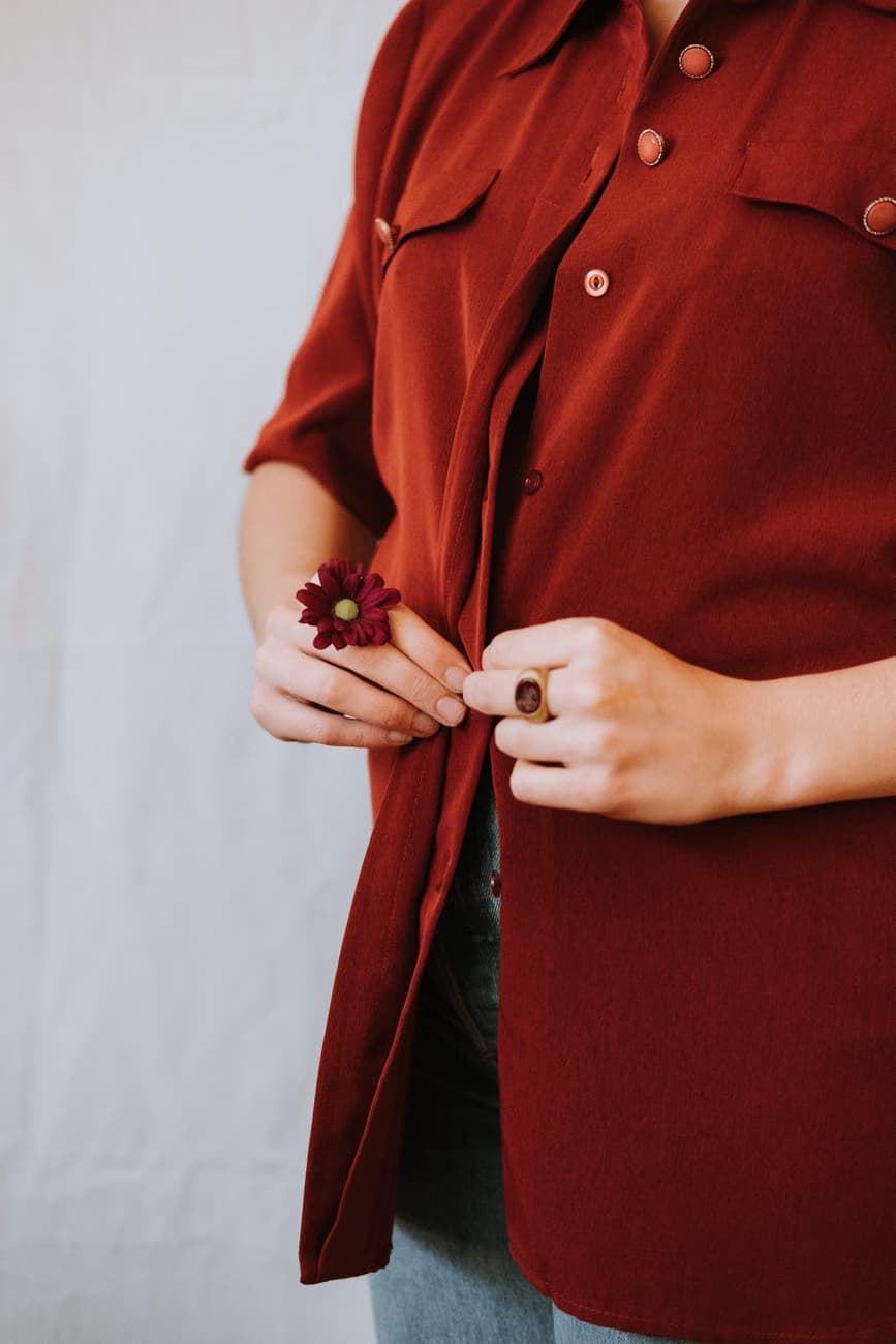 Button Wheat Red