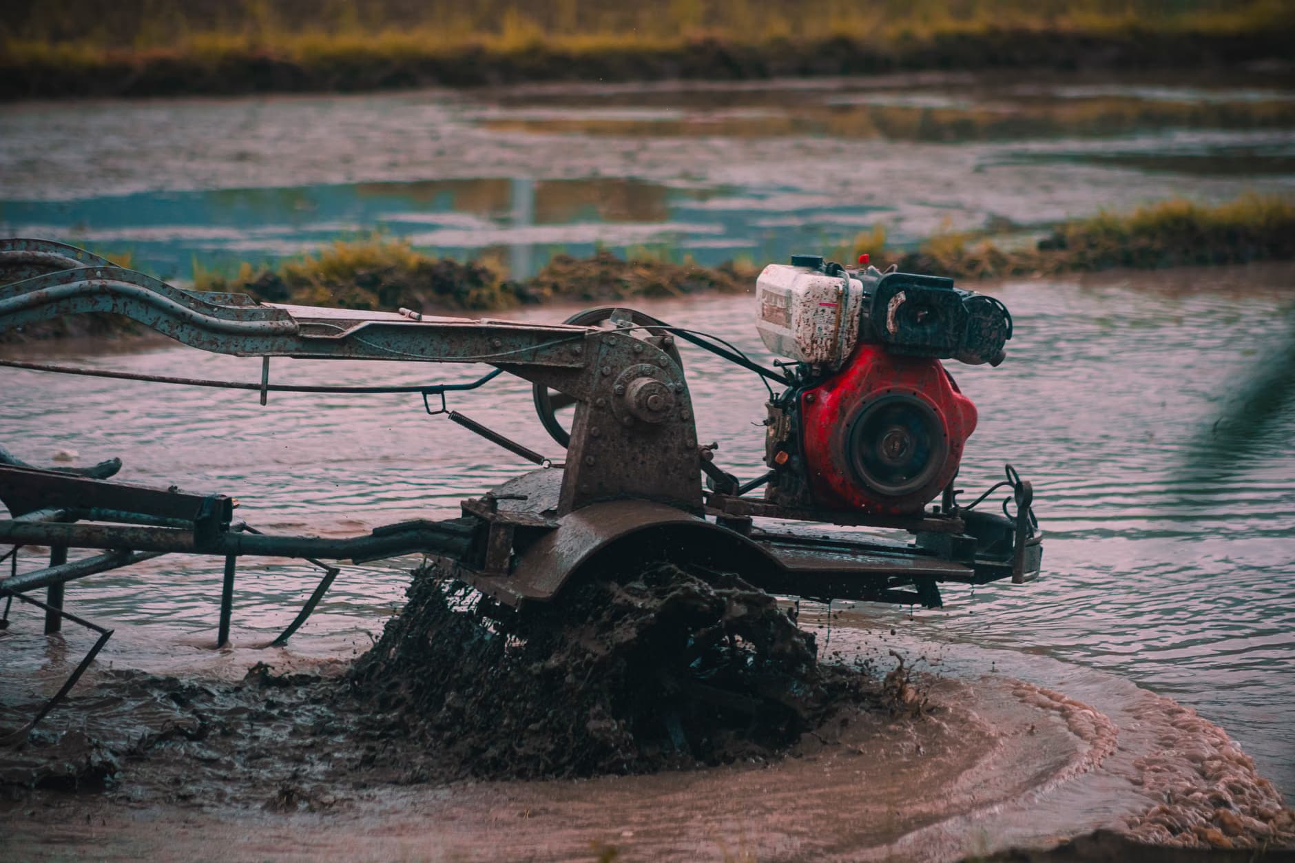 cultivator machine