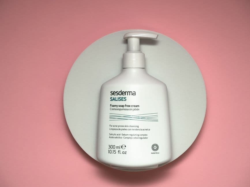 Purifying Herbal Foaming Face Wash